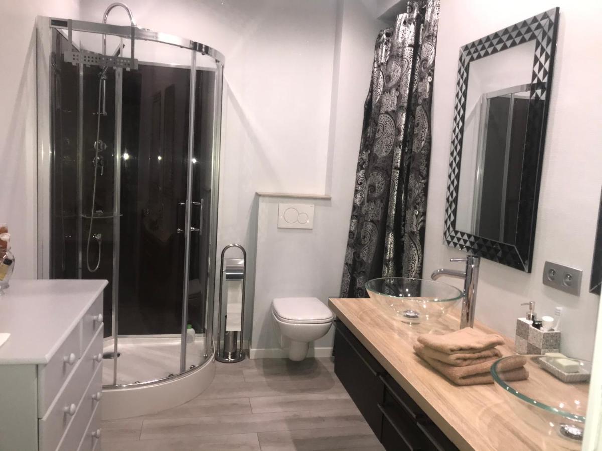 Appartement Terrasse Dans Palace Centre Ville Ментона Экстерьер фото