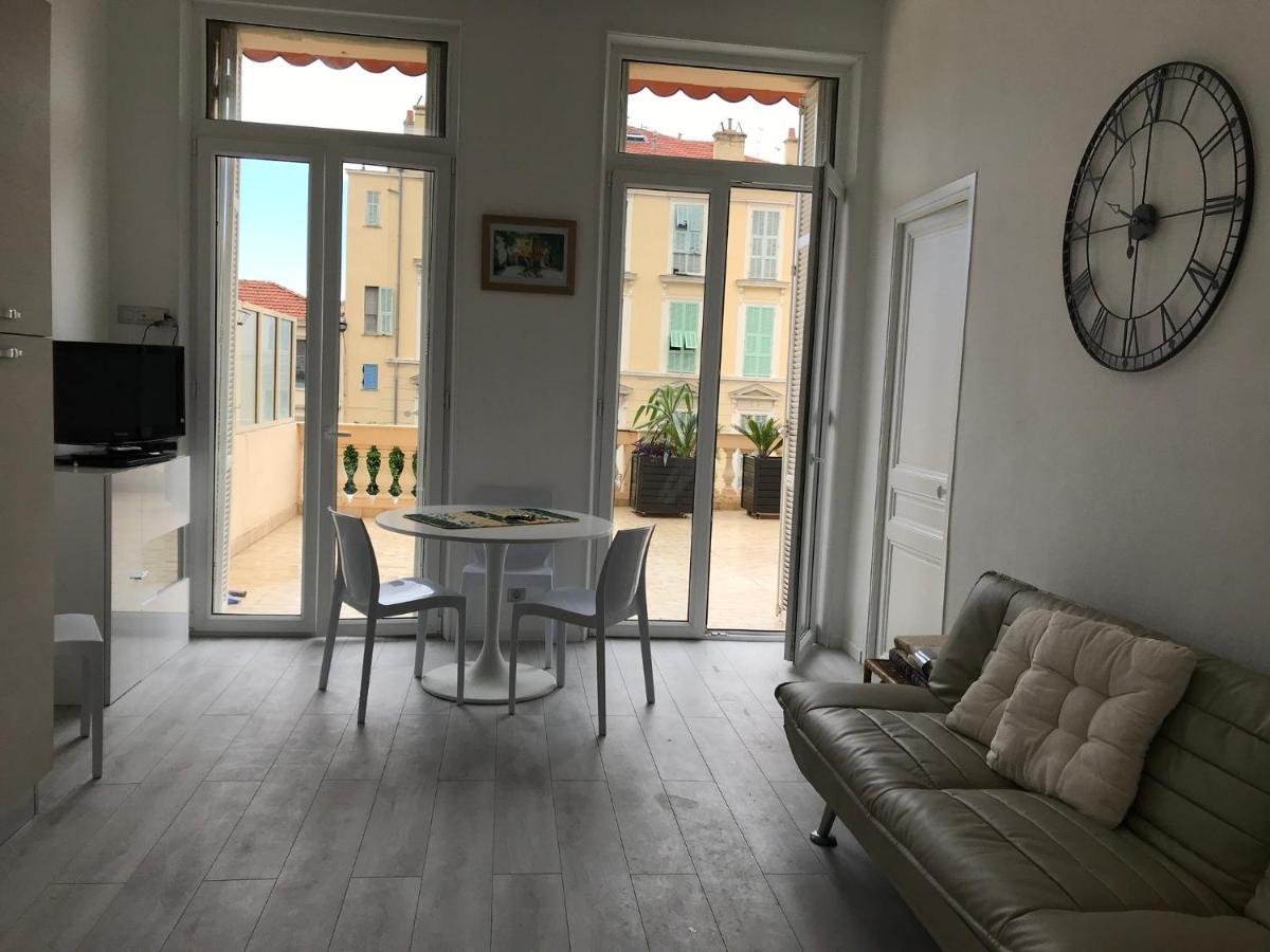 Appartement Terrasse Dans Palace Centre Ville Ментона Экстерьер фото